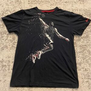 Nike Dri-Fit Lebron James Graphic T-Shirt Size Large